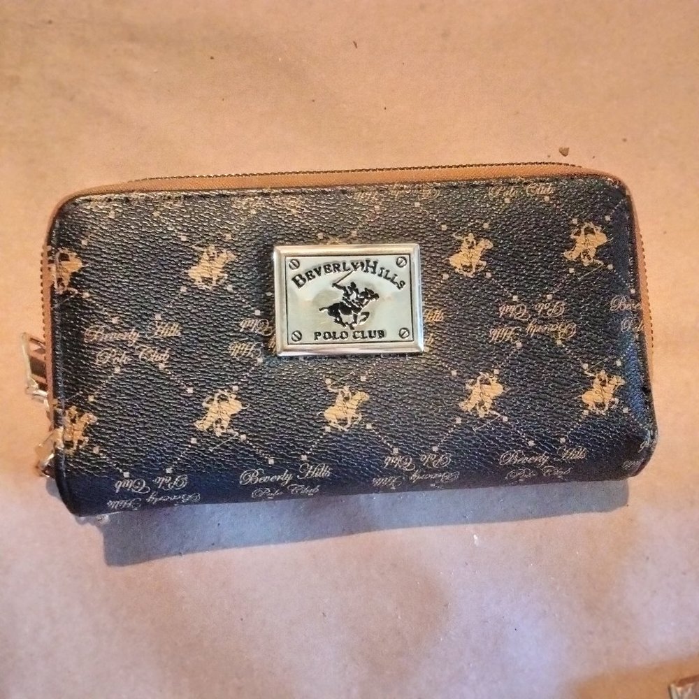 Beverly hills Polo Club/ Wallet Two Zippered